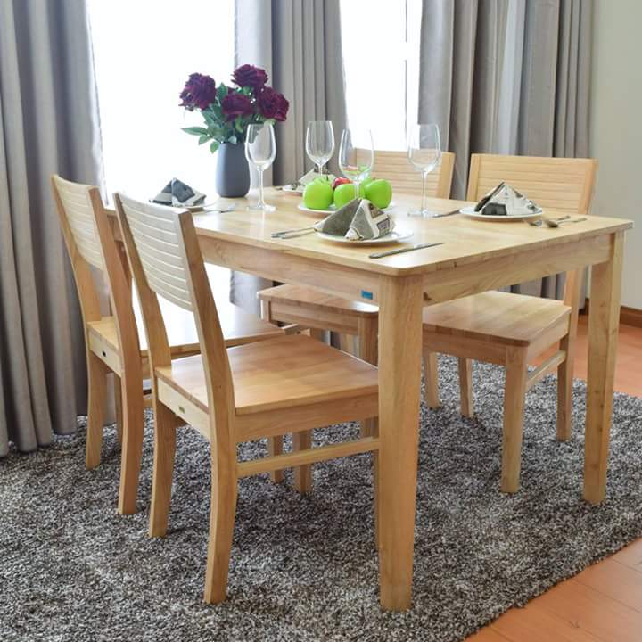bàn ăn Cherry màu gỗ tự nhiên